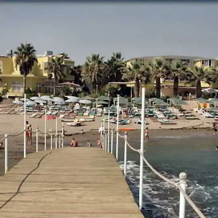 Club Tess Hotel
